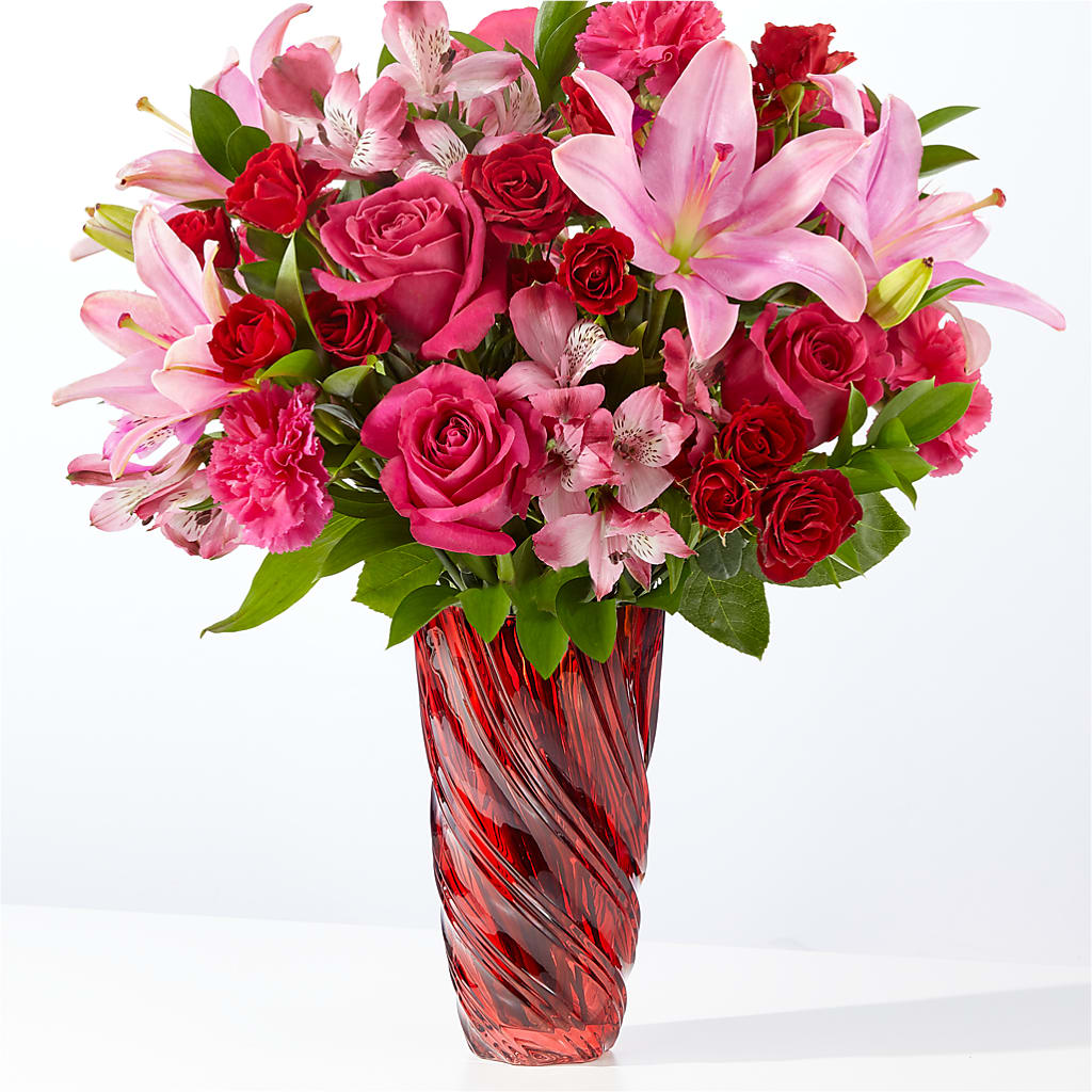 In Love Bouquet with Luxe Swirl Vase – Joya Flowers, Central Islip NY