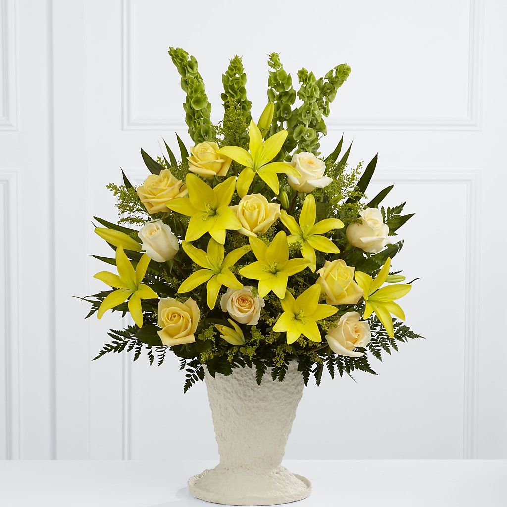 Golden Memories Arrangement – Joya Flowers, Central Islip NY
