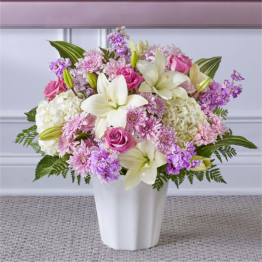 Heaven Sent Floor Basket – Joya Flowers, Central Islip NY