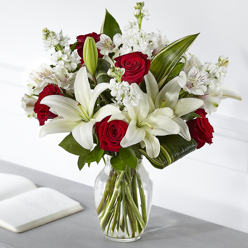 Loving Respect Bouquet – Joya Flowers, Central Islip NY