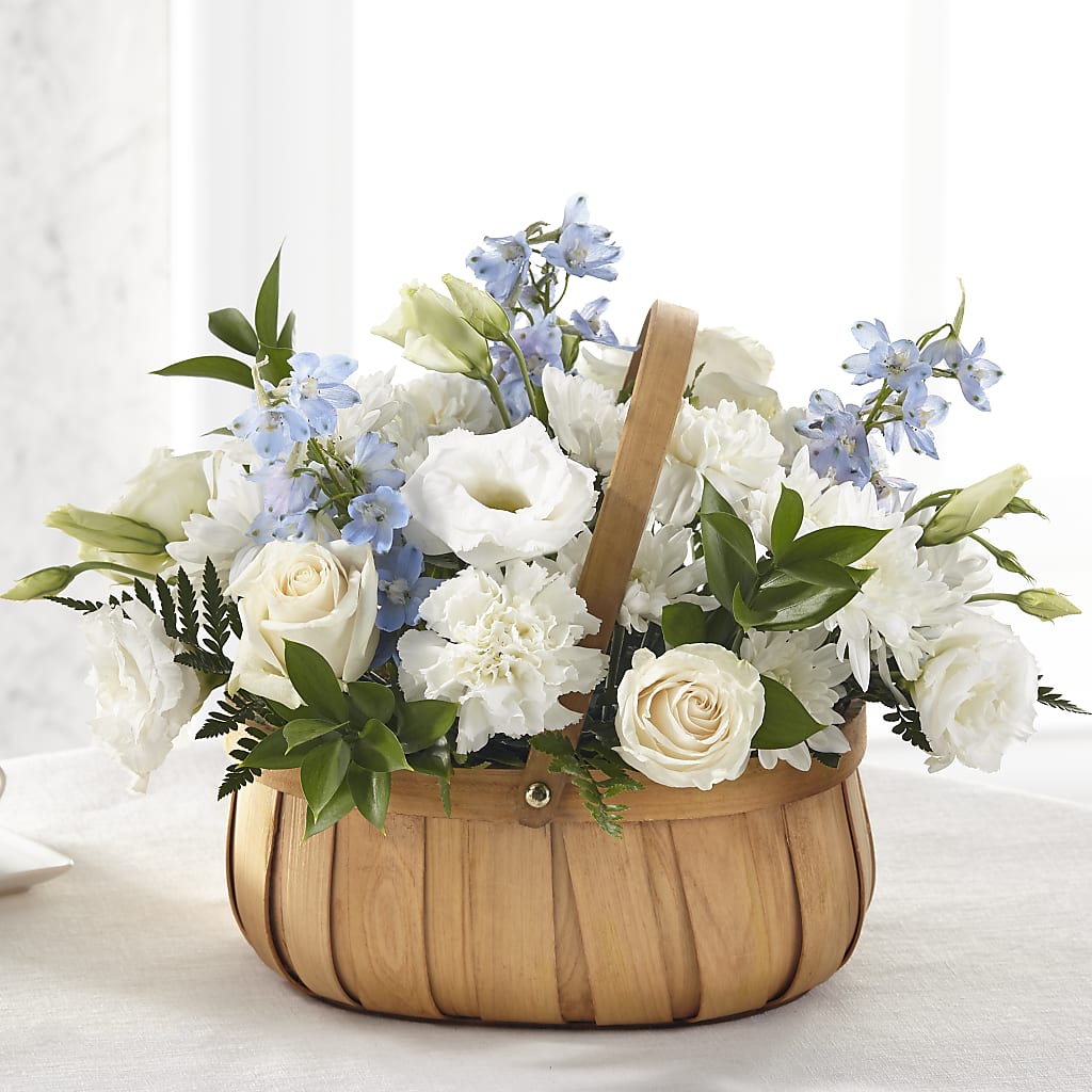 Sincerely Heartfelt Basket – Joya Flowers, Central Islip NY