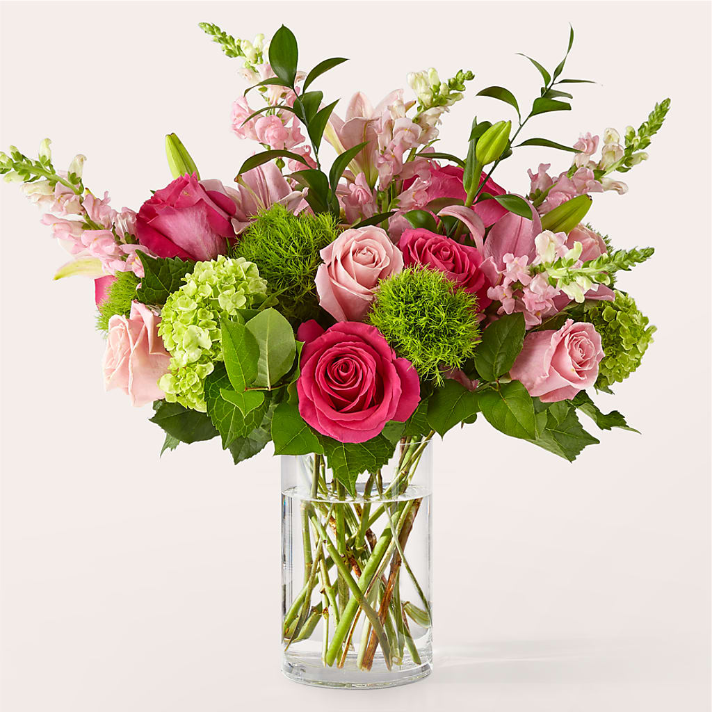 Fit for a Queen Luxury Bouquet – Joya Flowers, Central Islip NY