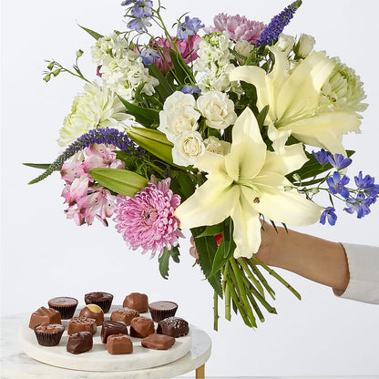 Winter Celebration Bouquet –  Joya Flowers, Central Islip NY