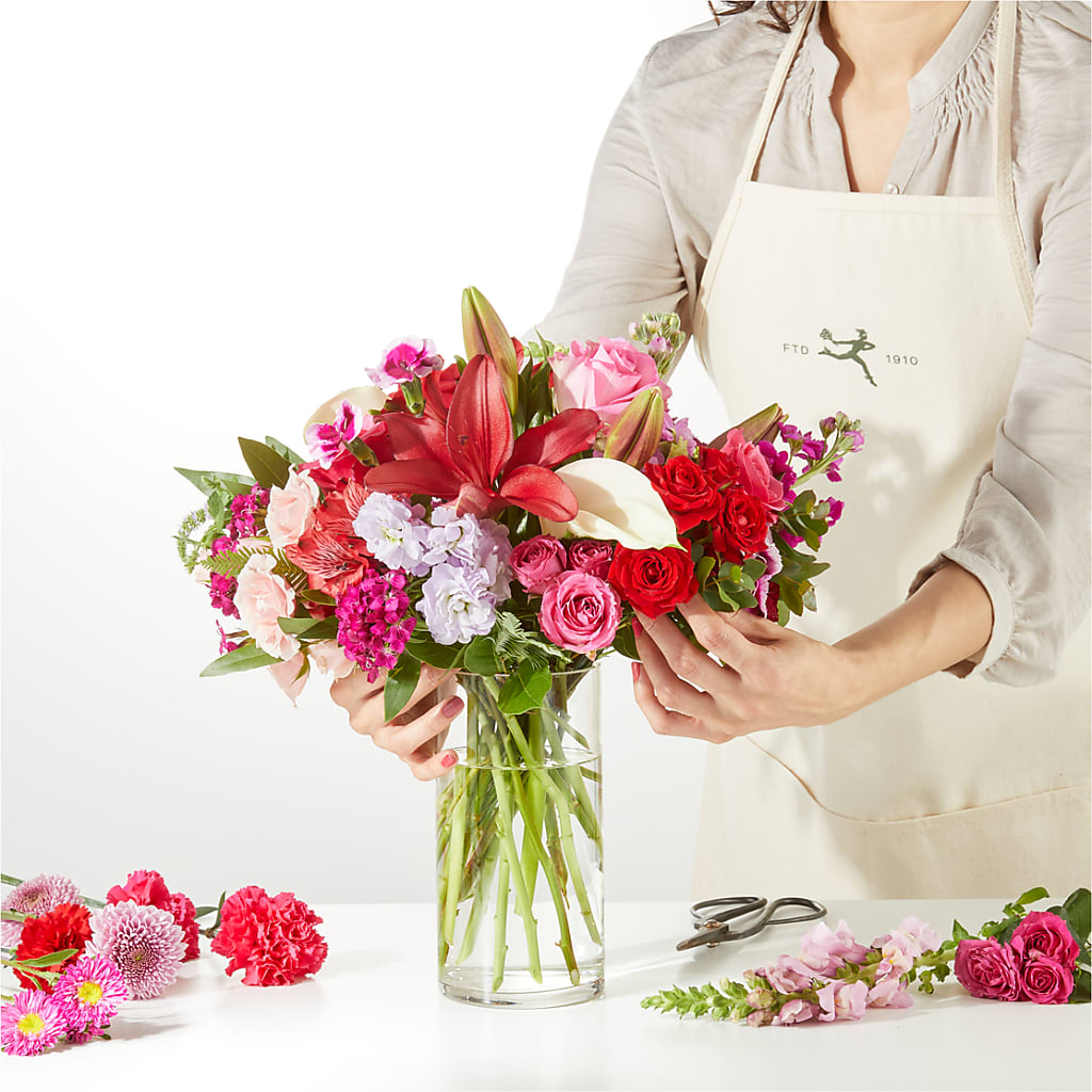 Swooning Over You - A Luxury Florist Original –  Joya Flowers, Central Islip NY