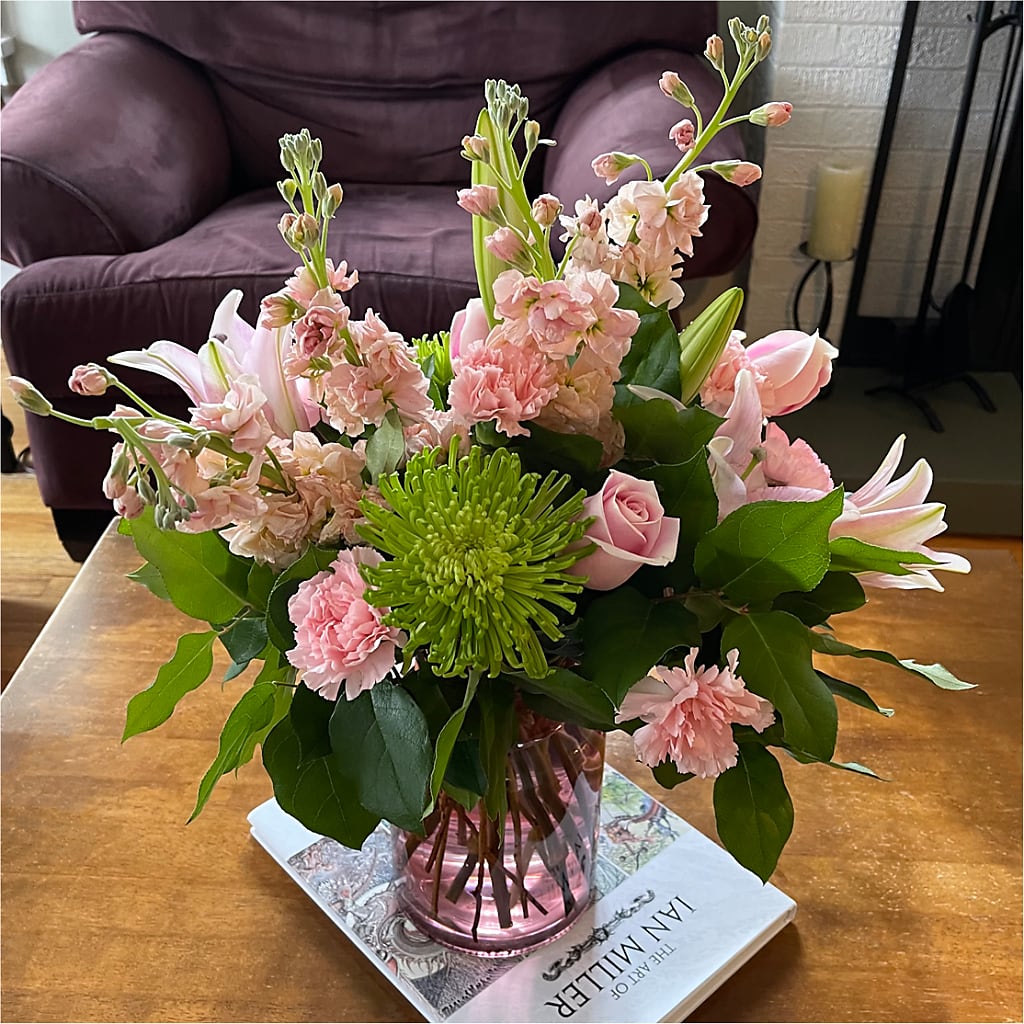Pretty in Pink Bouquet –  Joya Flowers, Central Islip NY
