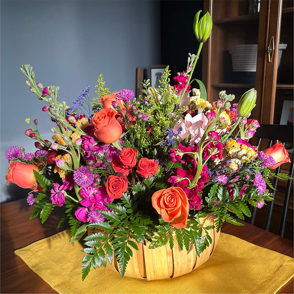 Garden of Life Basket –  Joya Flowers, Central Islip NY