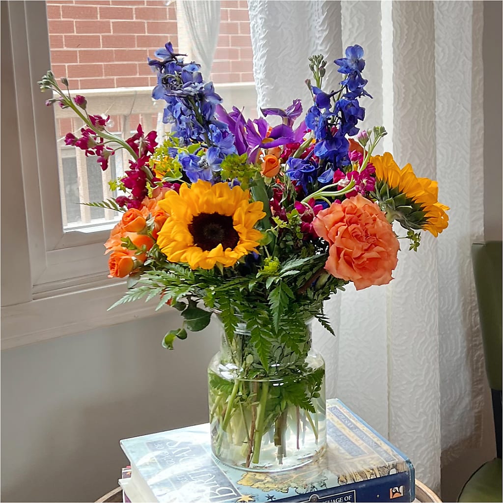 Rays of Life Bouquet –  Joya Flowers, Central Islip NY