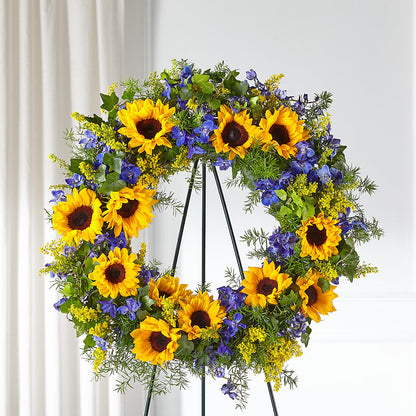 Bright Rays Wreath –  Joya Flowers, Central Islip NY