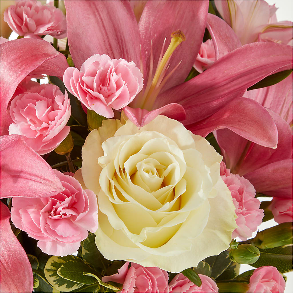 Piece of Cake Bouquet –  Joya Flowers, Central Islip NY