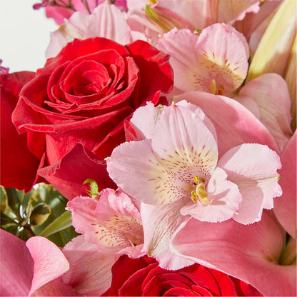 Lucky in Love Bouquet –  Joya Flowers, Central Islip NY