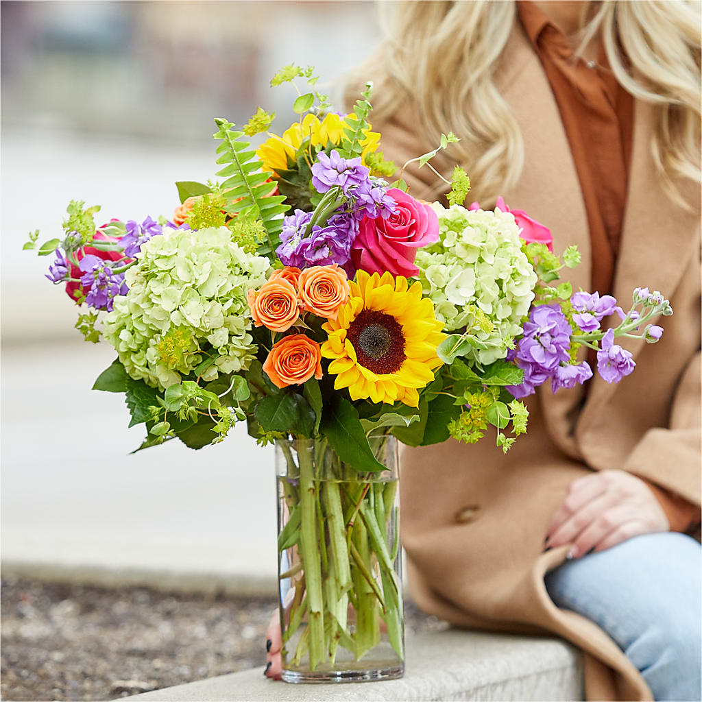 Vibrant Greetings Bouquet –  Joya Flowers, Central Islip NY